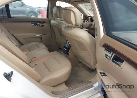 2013 Mercedes-Benz S 550 4Matic из США, поврежденный, VIN WDDNG9EB9DA513592